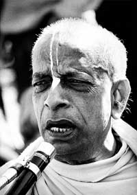 sp_chanting_1967.jpg - 9632 Bytes