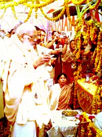 sg_sbr_arati_2.jpg - 16511 Bytes