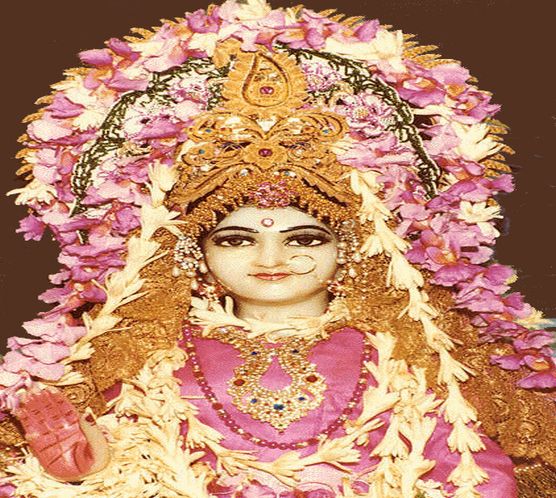 radha-ch.jpg - 349342 Bytes